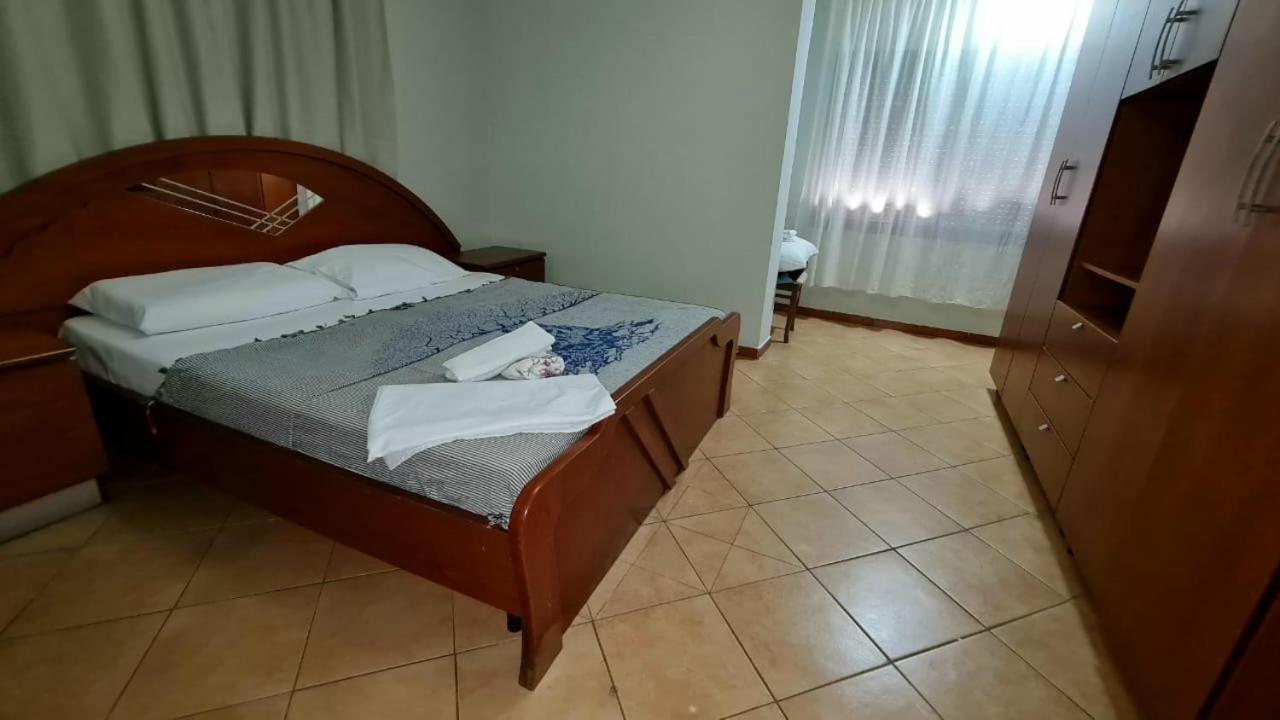 Calmly, Spacious Apartment Next To Usa Embassy Тирана Екстериор снимка