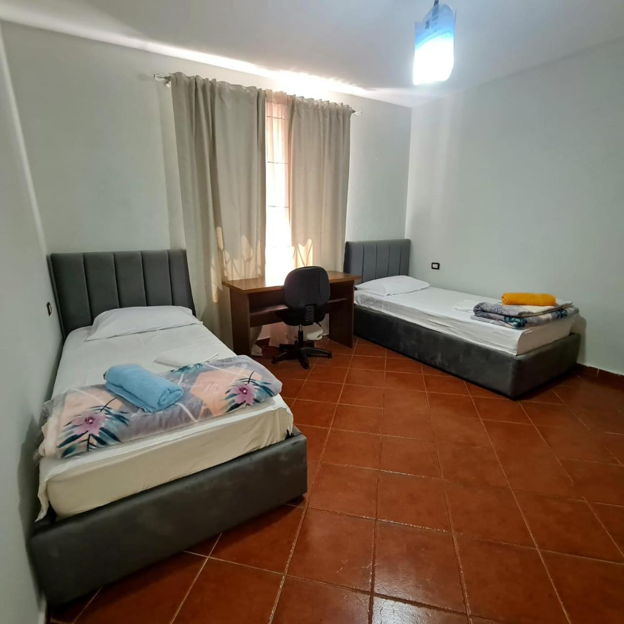 Calmly, Spacious Apartment Next To Usa Embassy Тирана Екстериор снимка